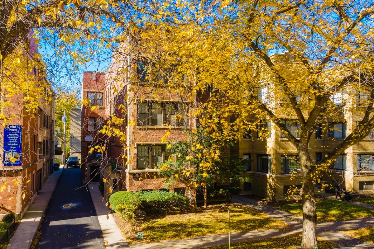1130-32 Maple Ave apartment building