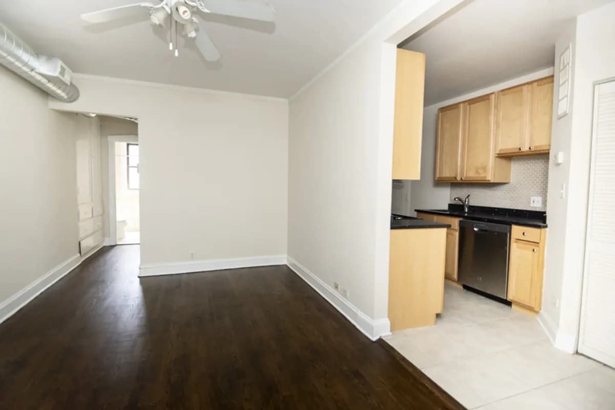 1251 W. Henderson St, Apt 2 — photo 5