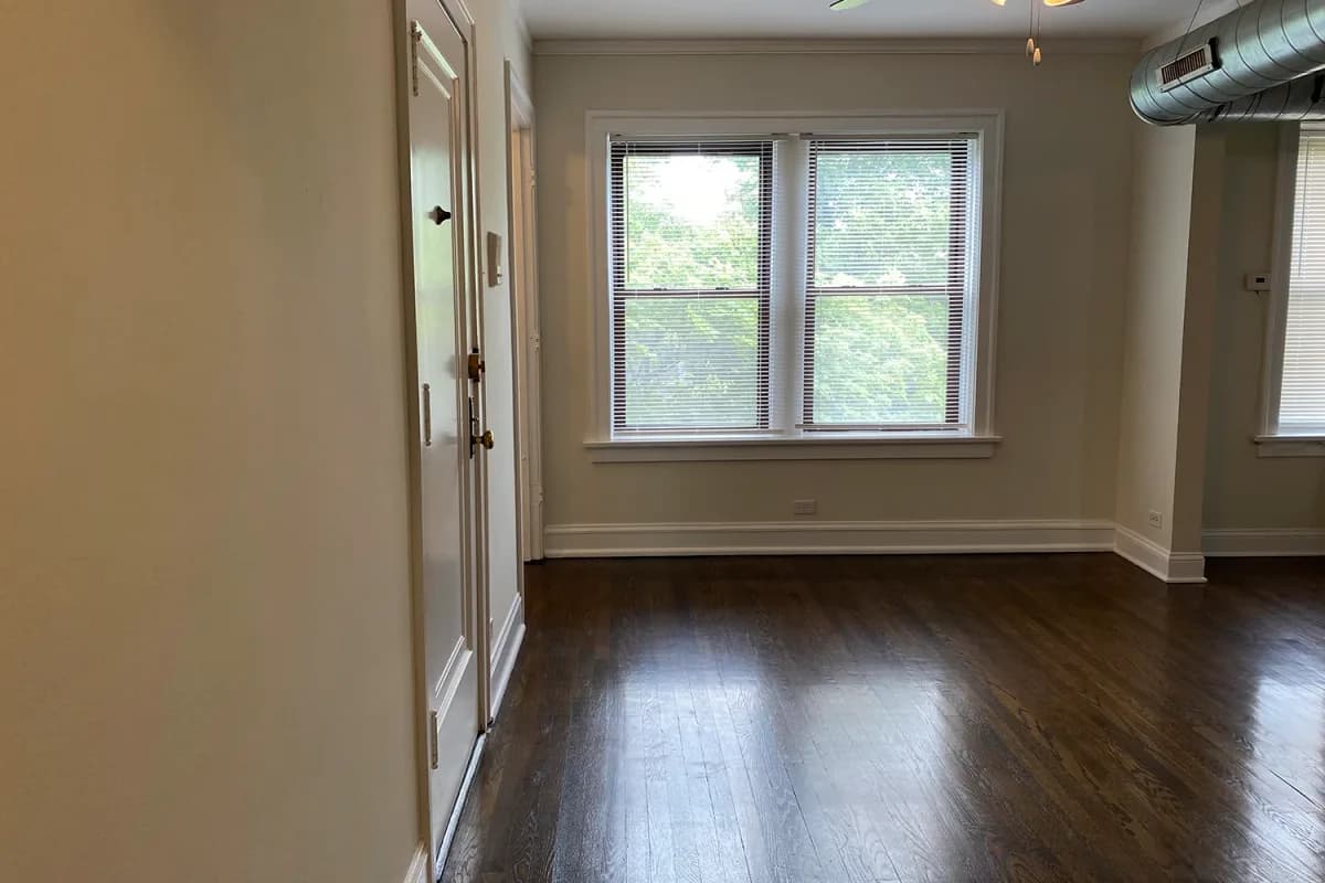 1253 W. Henderson St, Apt 3 — photo 5