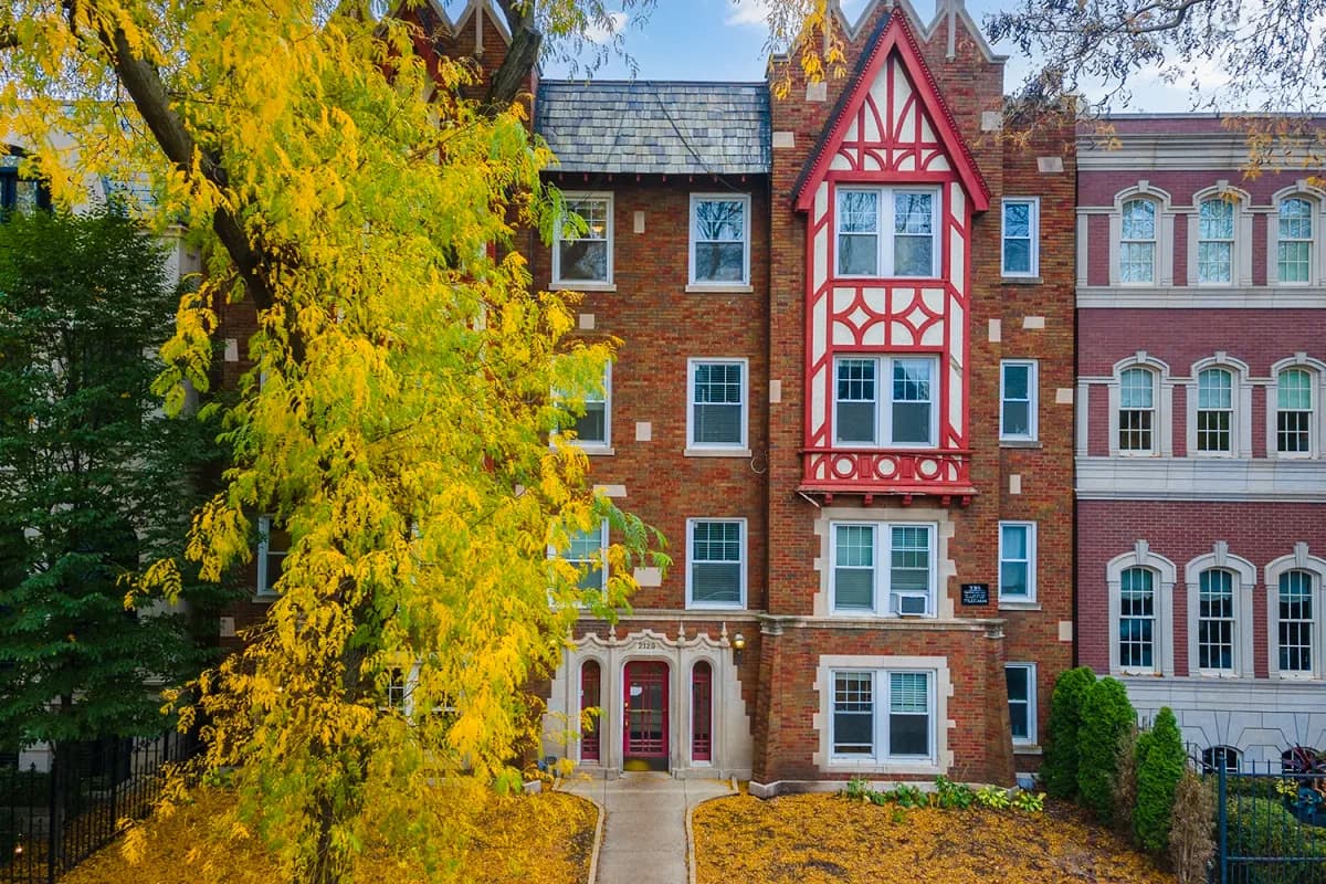 2129 N. Dayton St apartment building