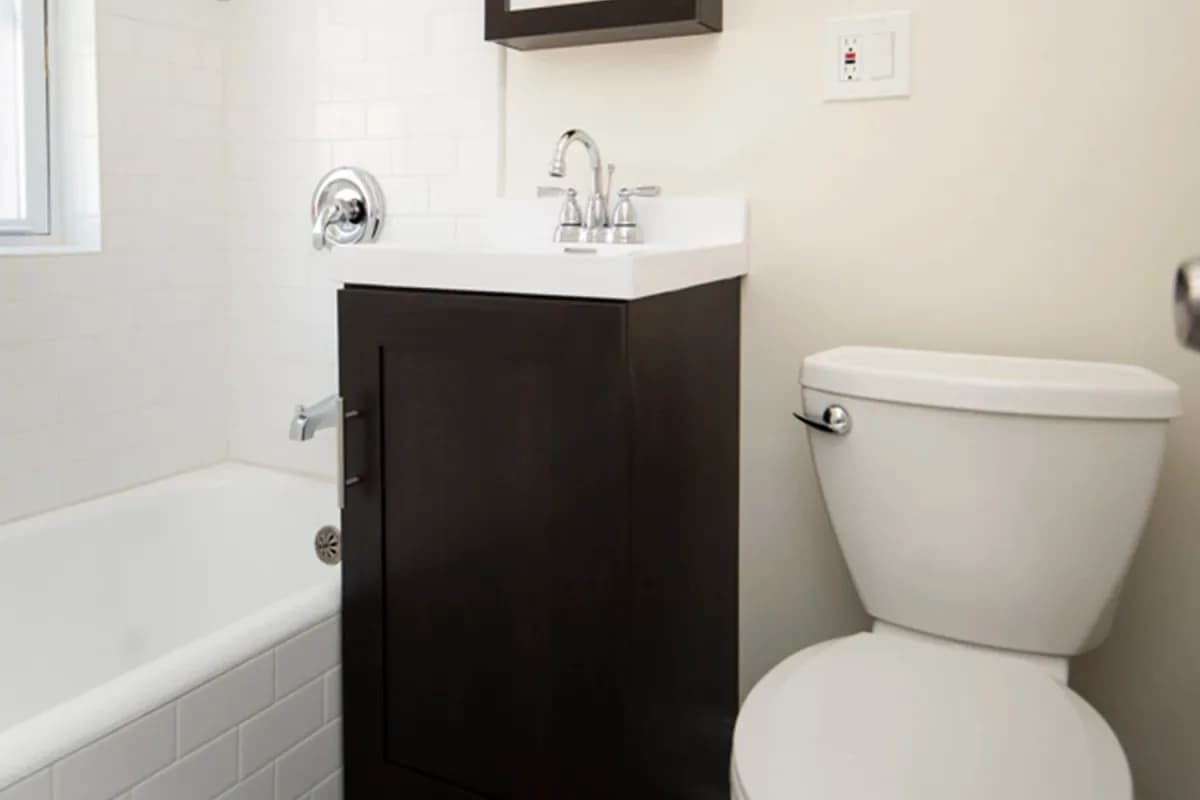 2129 N. Dayton St, Apt 101 — photo 5