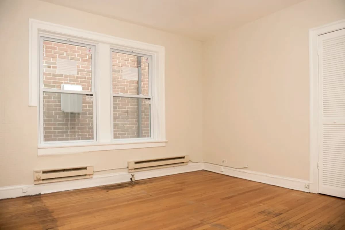 2129 N. Dayton St, Apt 104 — photo 5