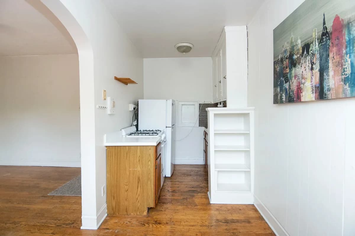 2129 N. Dayton St, Apt 106 — photo 3