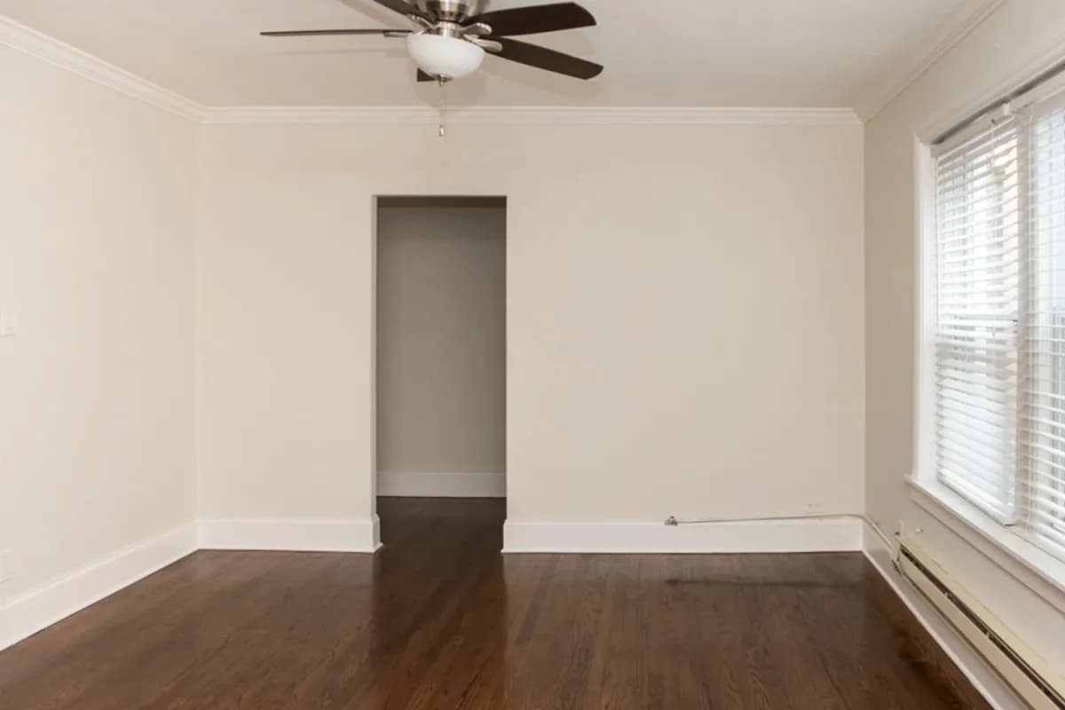2129 N. Dayton St, Apt 203 — photo 4
