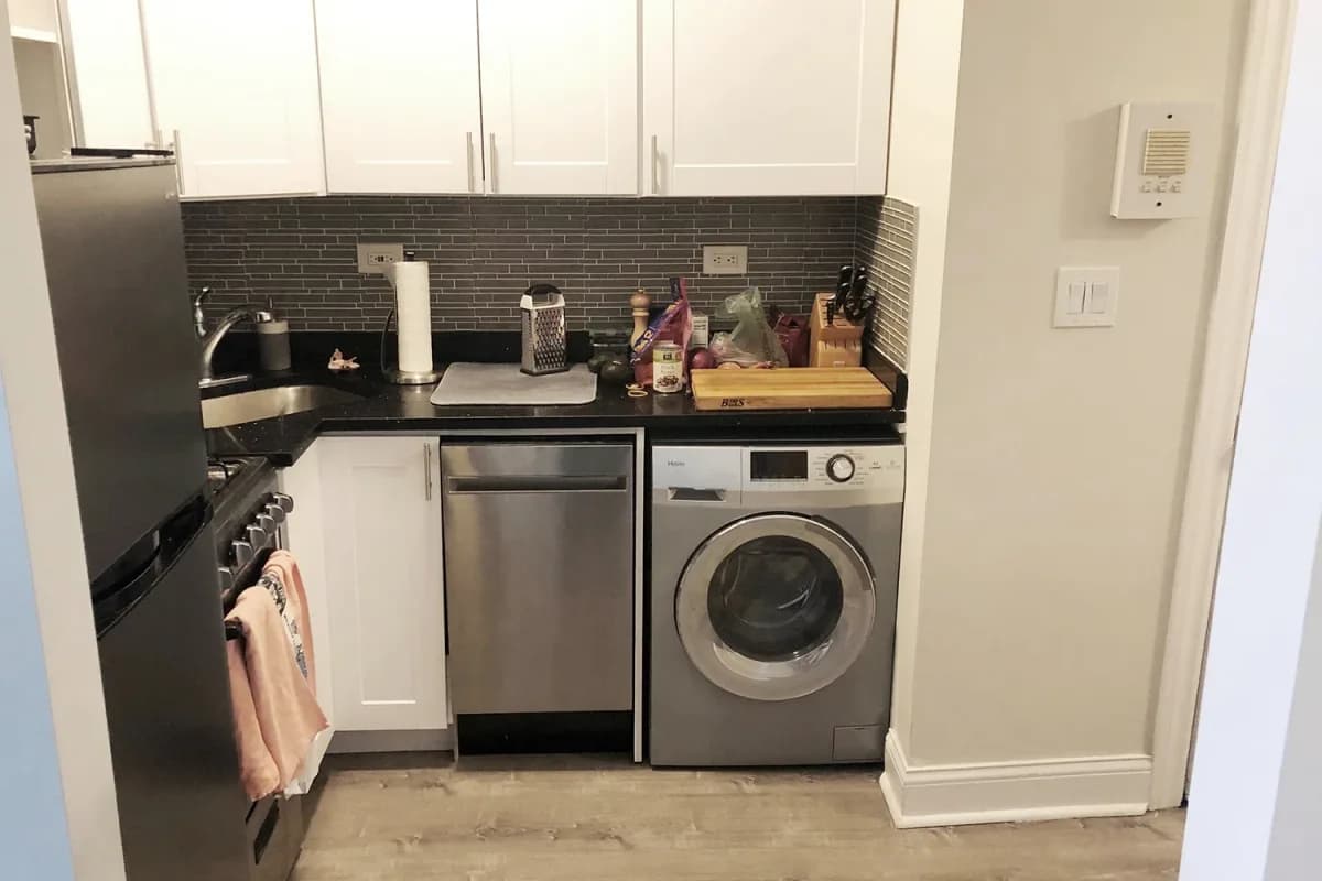 2129 N. Dayton St, Apt g1 — photo 2