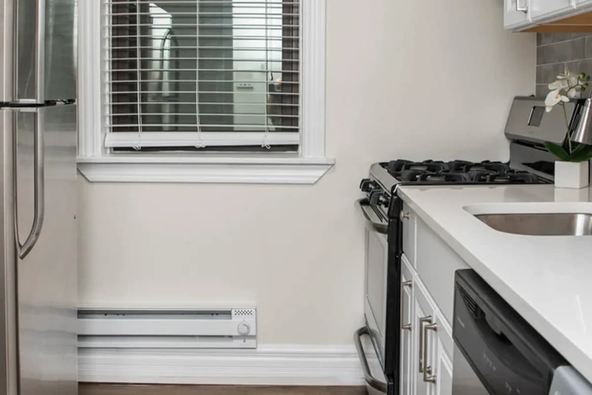 2131 W. Giddings St, Apt 1a — photo 1