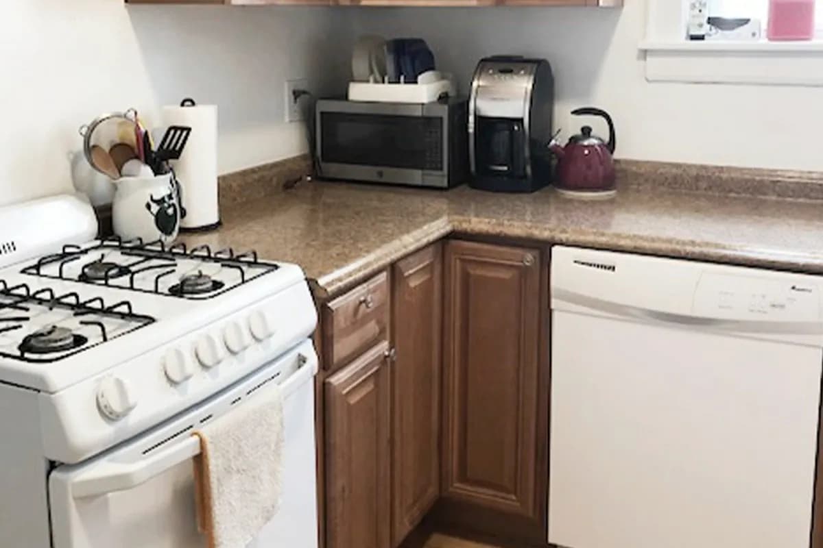 2131 W. Giddings St, Apt 3b — photo 2