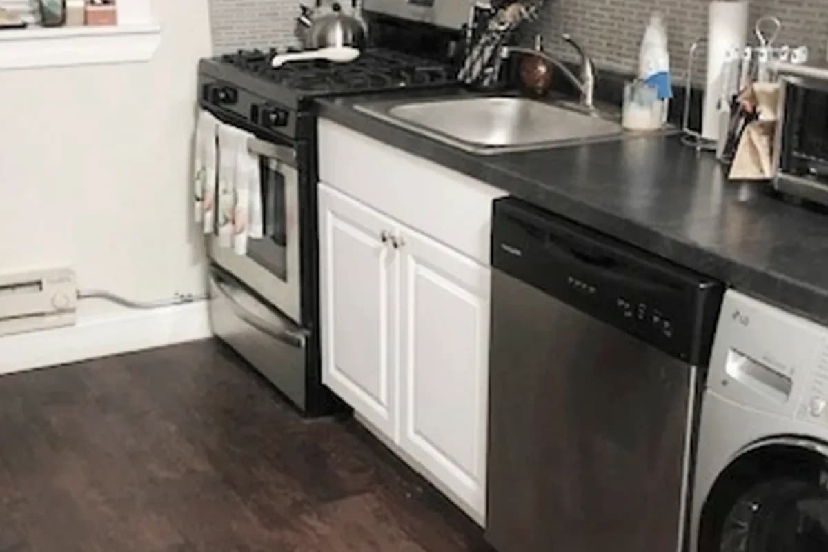 2131 W. Giddings St, Apt g — photo 1
