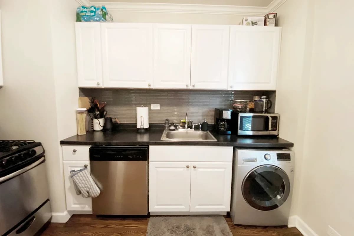 2147-51 N. Fremont St, Apt 1n — photo 4
