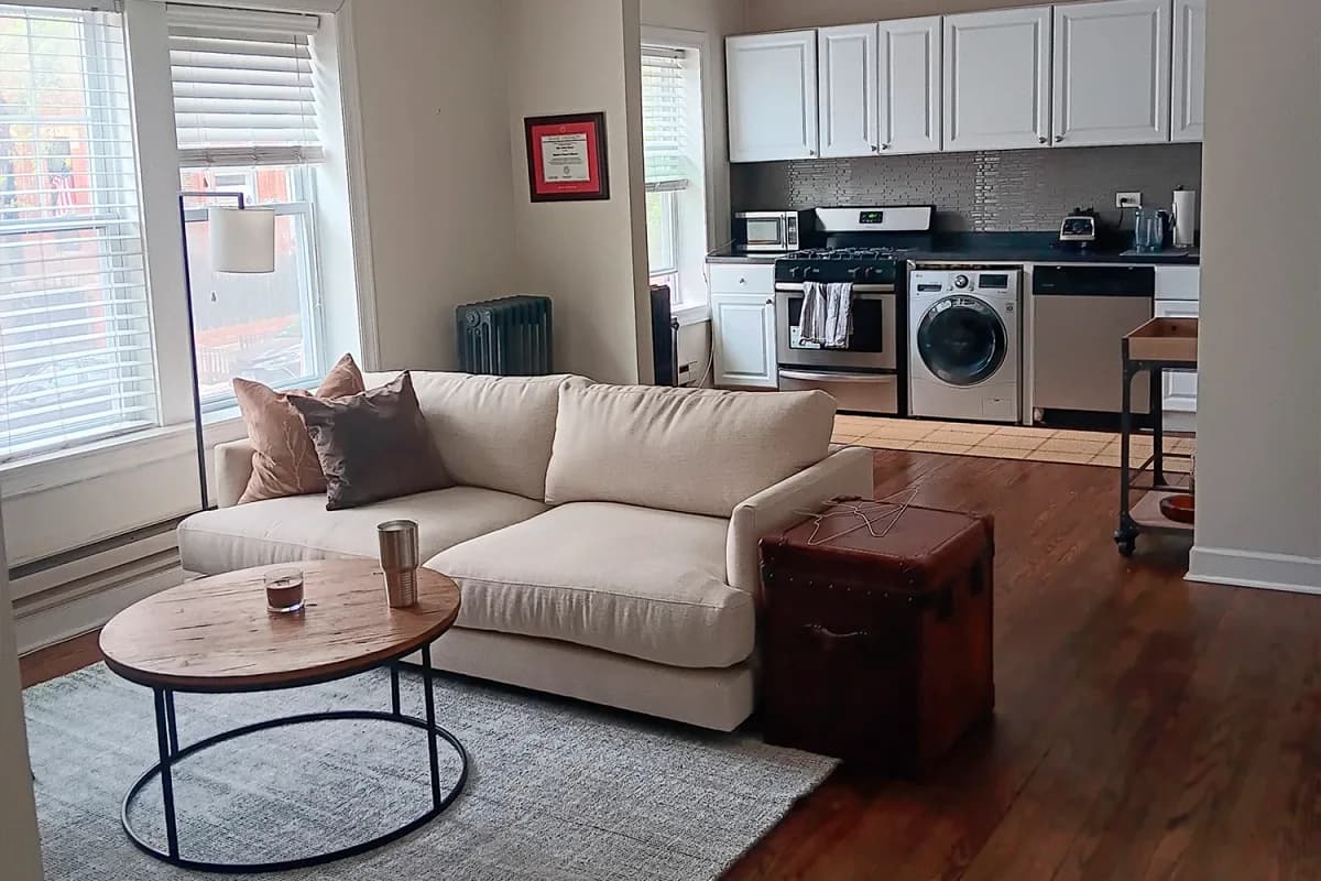 2147-51 N. Fremont St, Apt 2 — photo 4