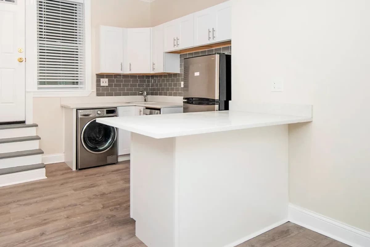 2147-51 N. Fremont St, Apt gdn — photo 1