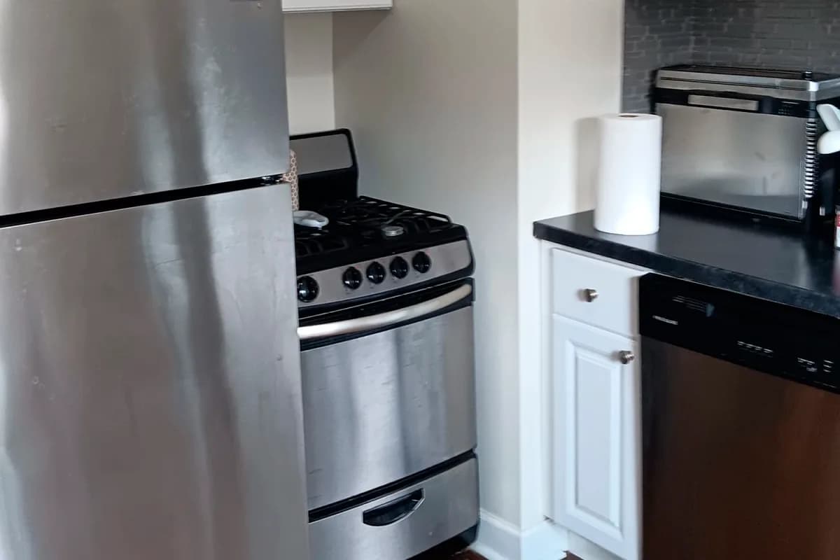2147 N. Fremont St, Apt 1N — photo 2