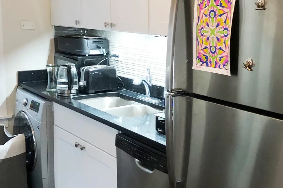 2147-51 N. Fremont St, Apt 2147-1S — photo 1