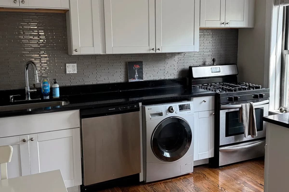 2535-37 N. Seminary Ave, Apt 3 — photo 1