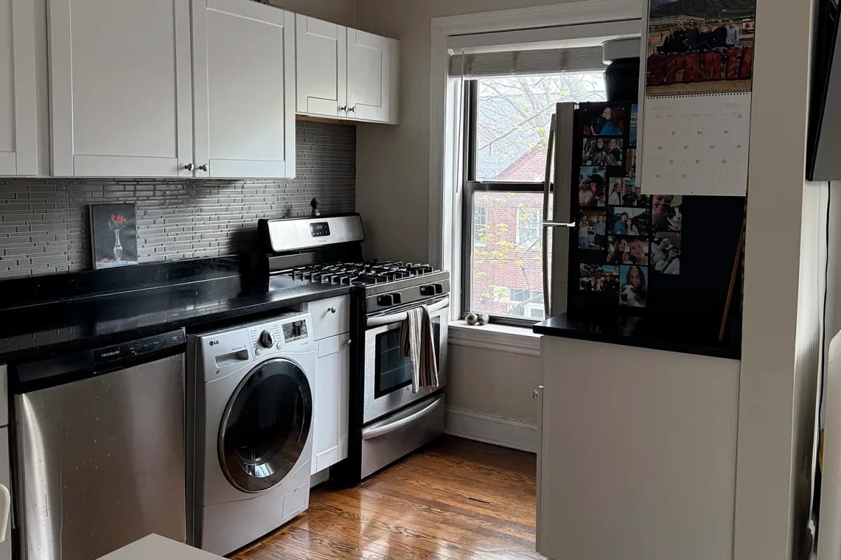 2535-37 N. Seminary Ave, Apt 3 — photo 2