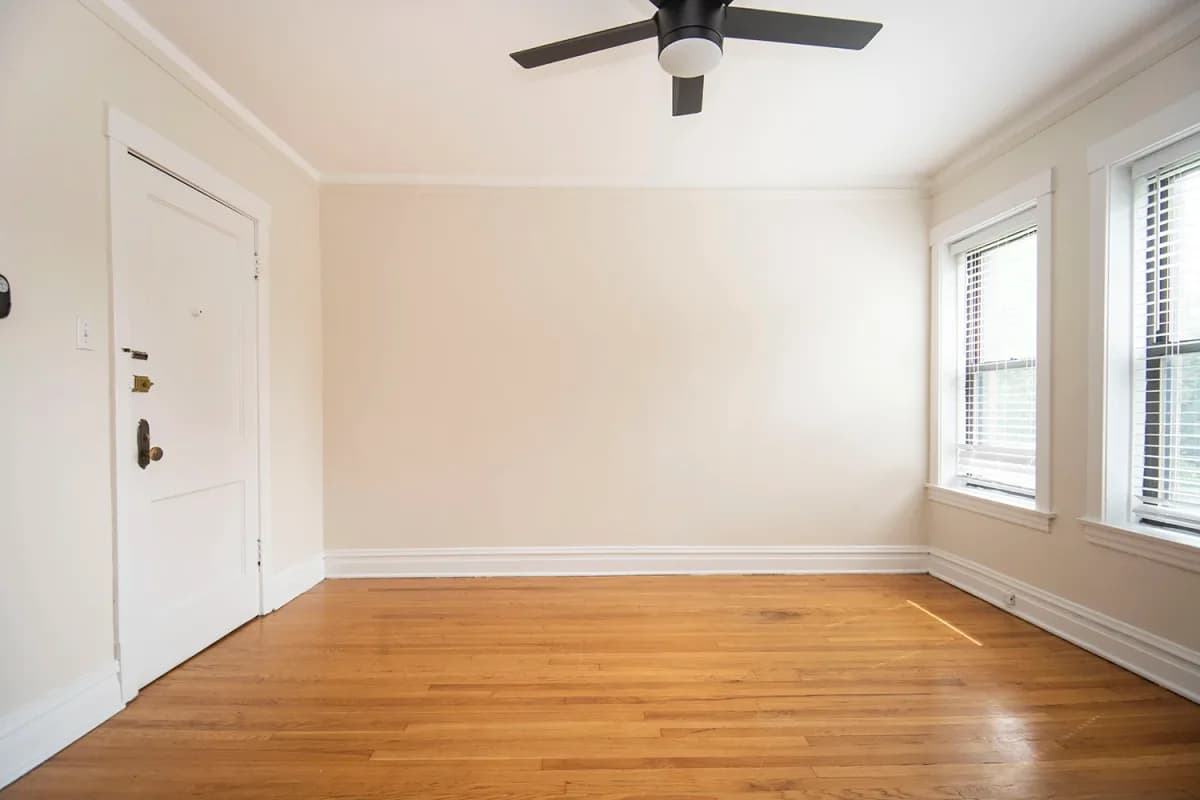 2535-37 N. Seminary Ave, Apt 3 — photo 5