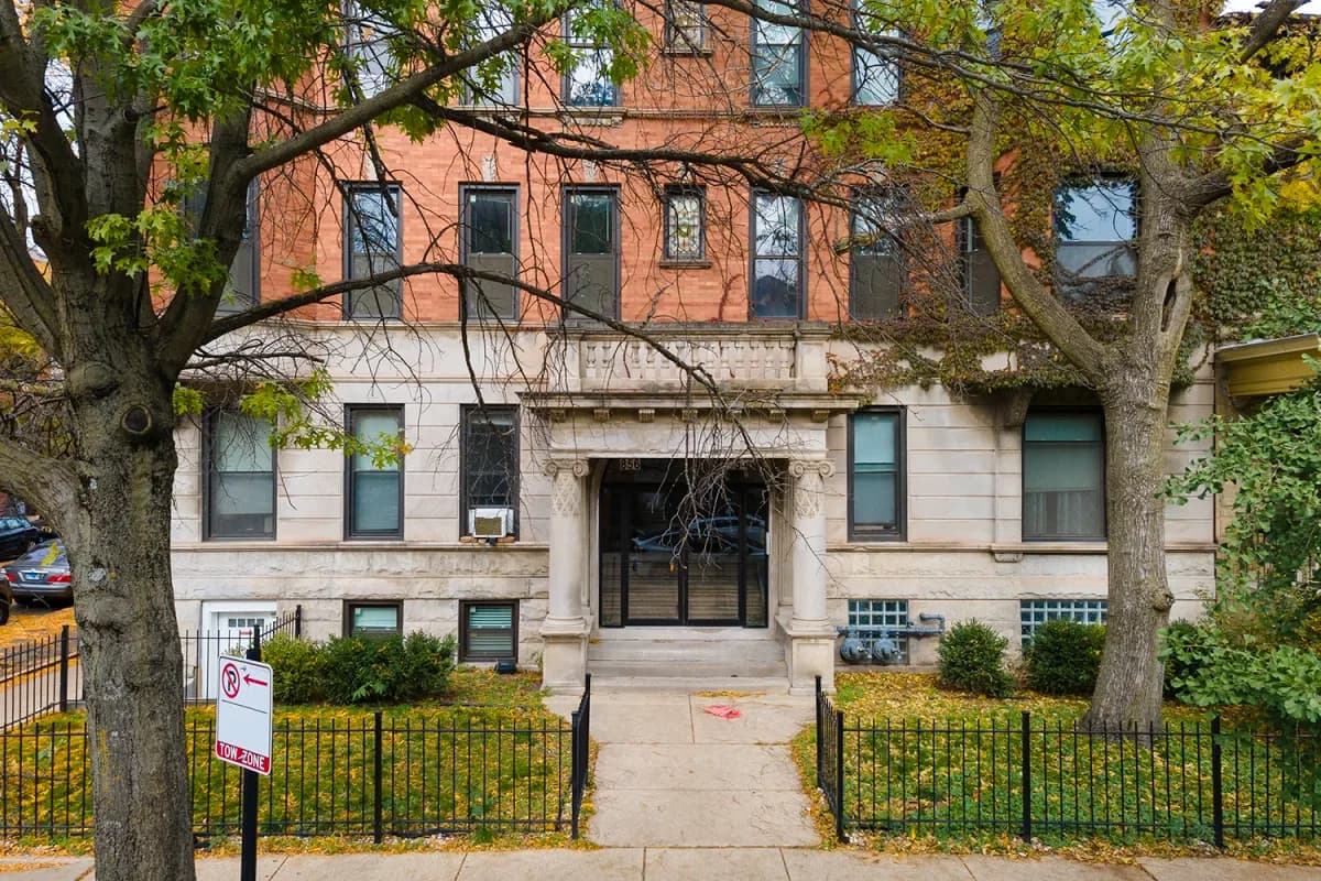 2905-09 N. Mildred Ave apartment building
