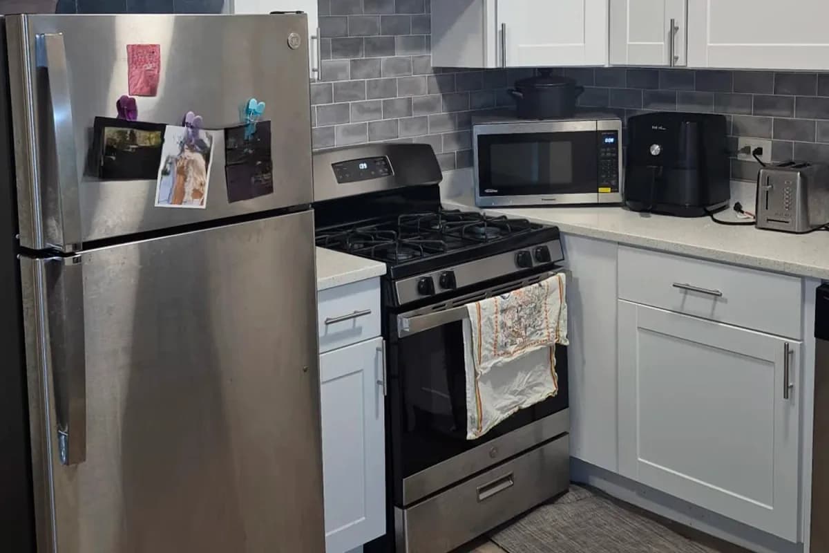 2905-09 N. Mildred Ave, Apt 3 — photo 1