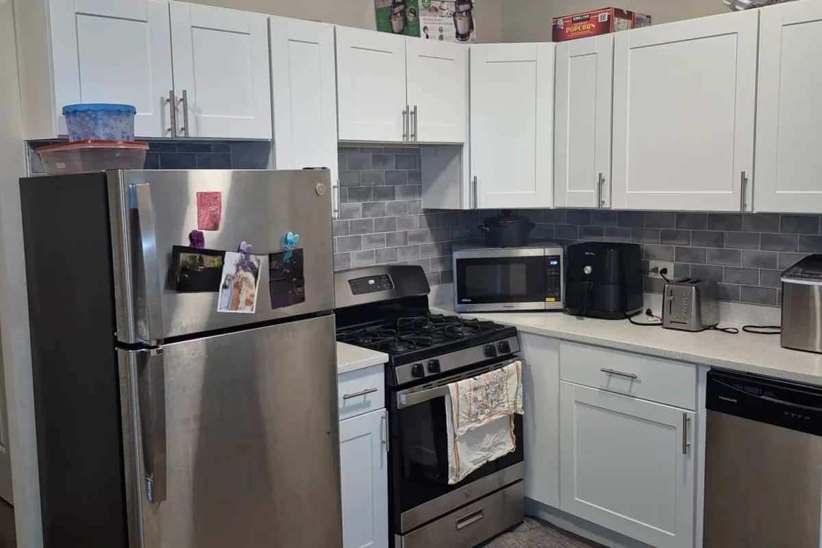 2905-09 N. Mildred Ave, Apt 3 — photo 2