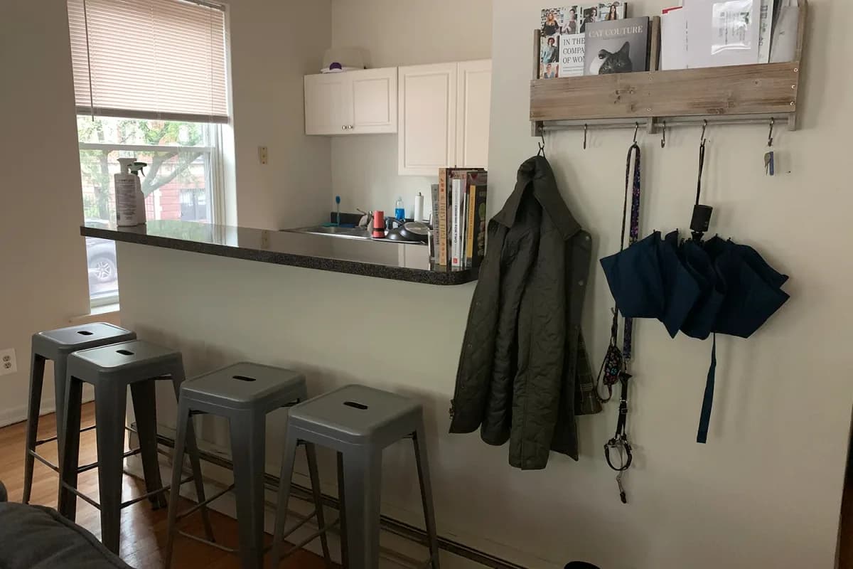 2905-09 N. Mildred Ave, Apt 1 — photo 2