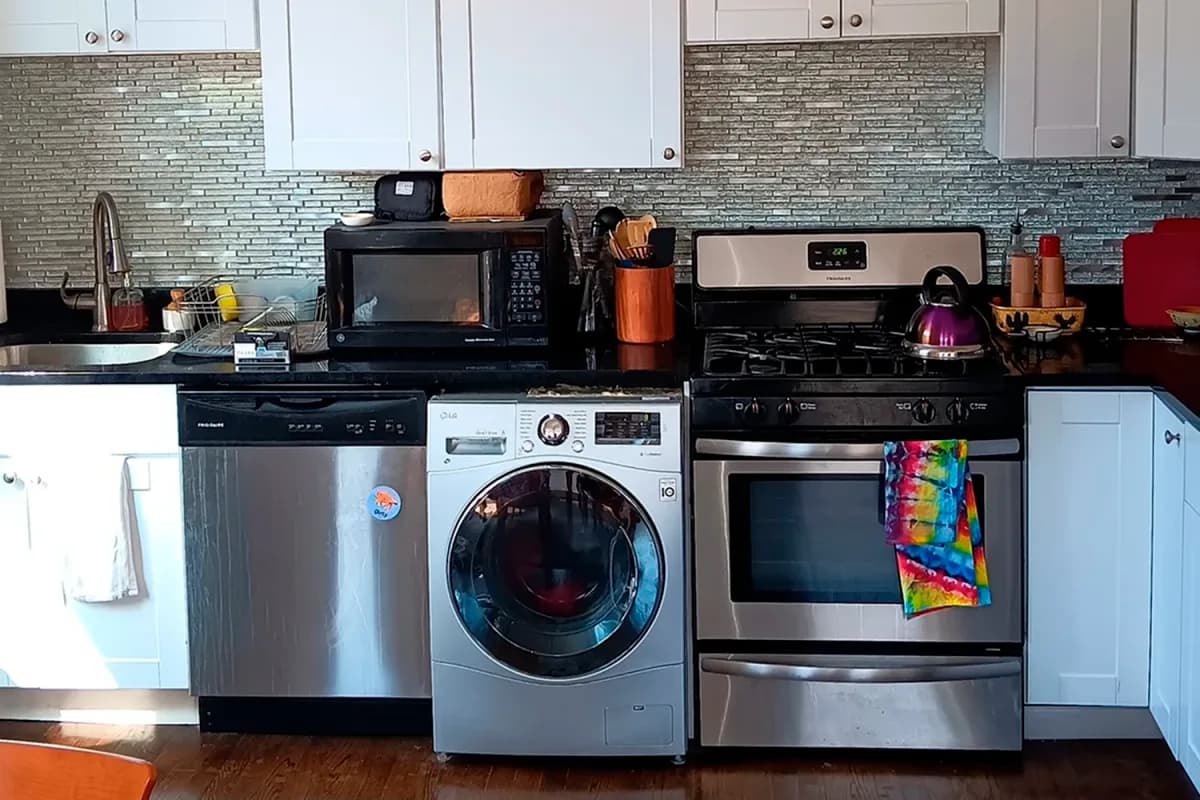 2905-09 N. Mildred Ave, Apt 2 — photo 1