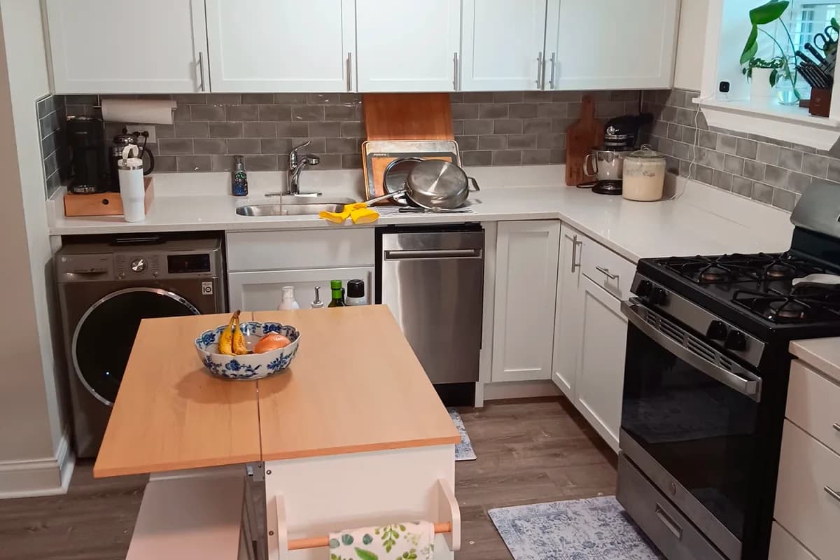 2905-09 N. Mildred Ave, Apt gdn — photo 2