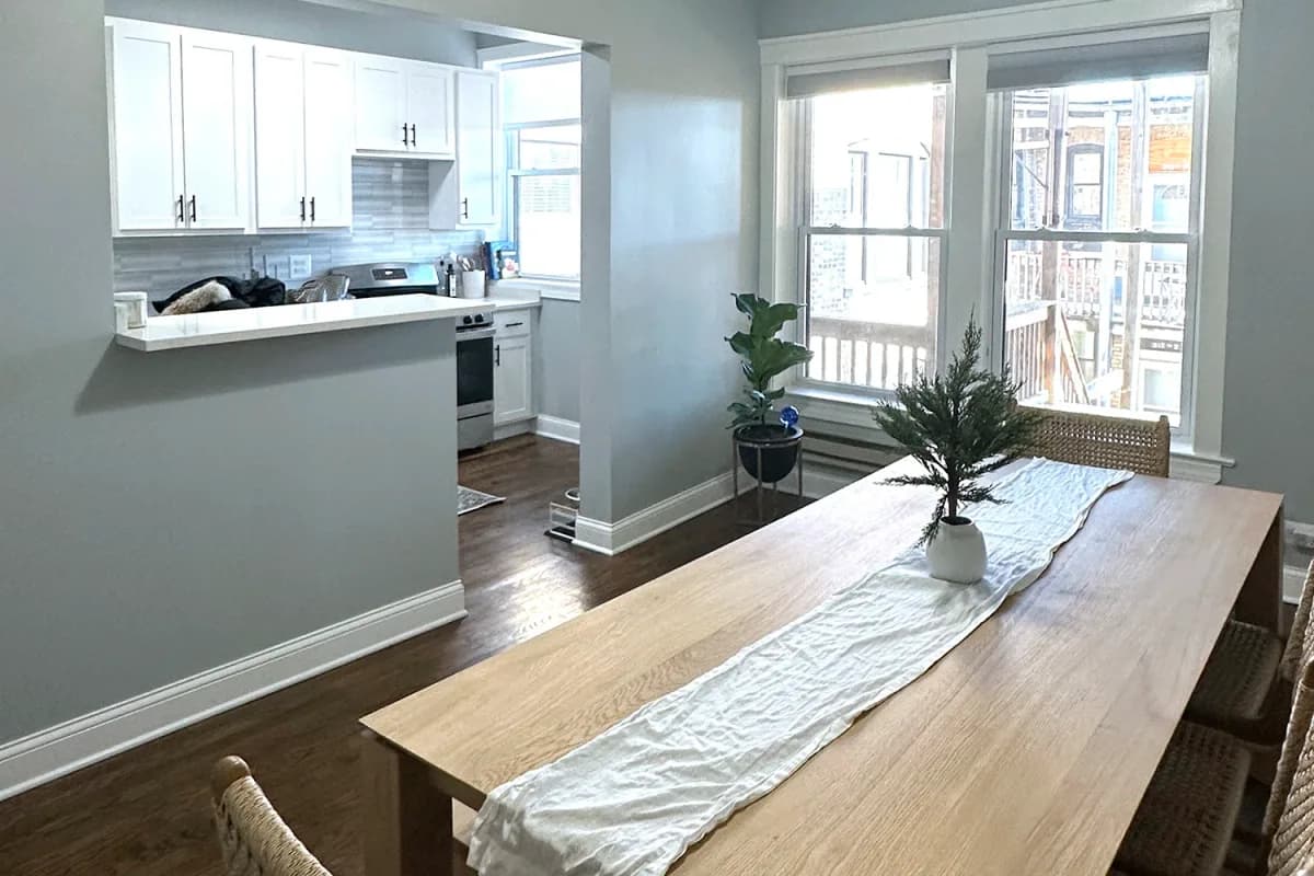 312-320 Lee St, Apt 3 — photo 2