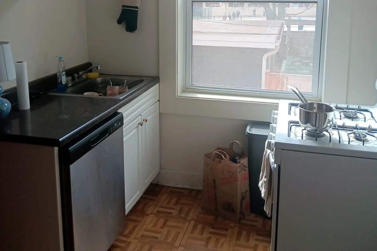 312-320 Lee St, Apt 1 — photo 2