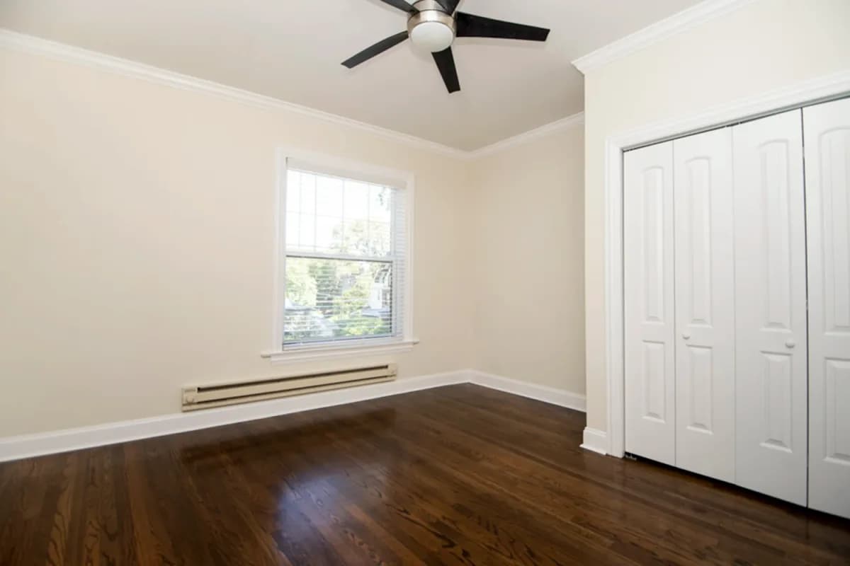 312-320 Lee St, Apt 1 — photo 5