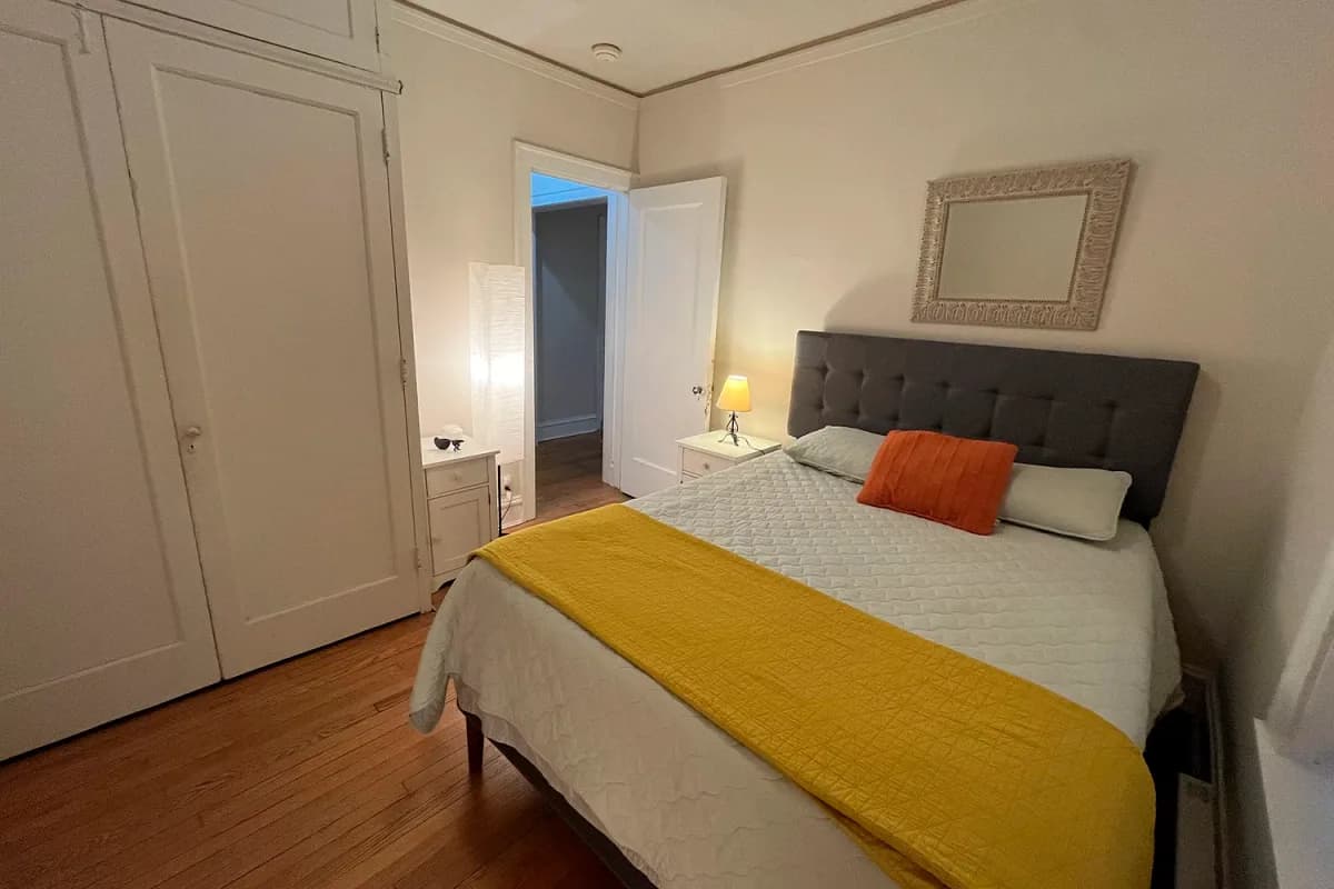 325-31 Kedzie St, Apt 1 — photo 5