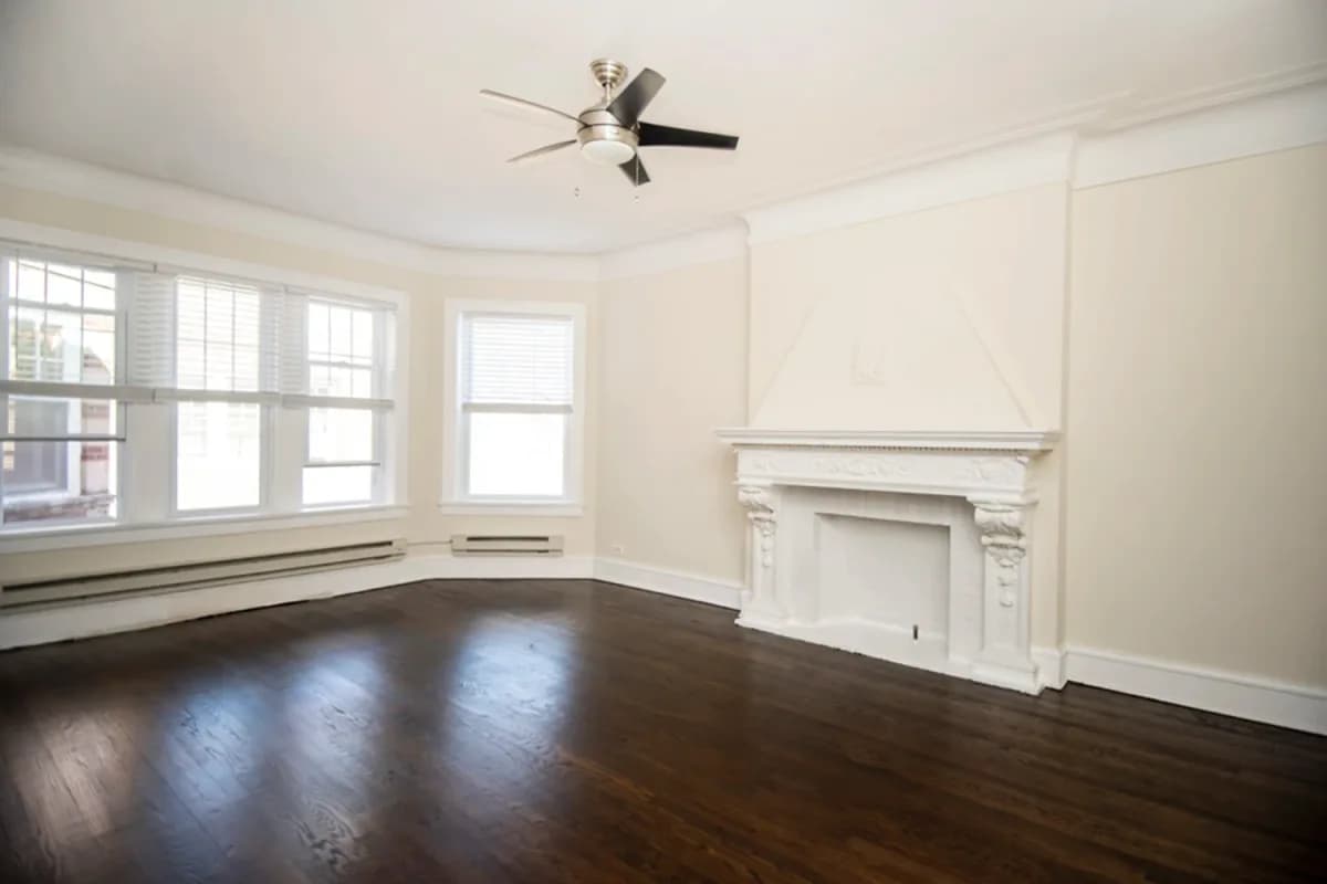 325-31 Kedzie St, Apt 2 — photo 5