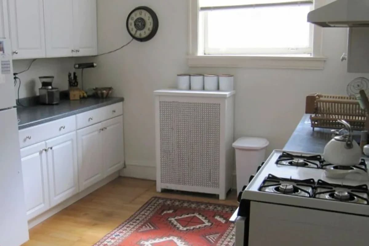325-31 Kedzie St, Apt 3 — photo 1