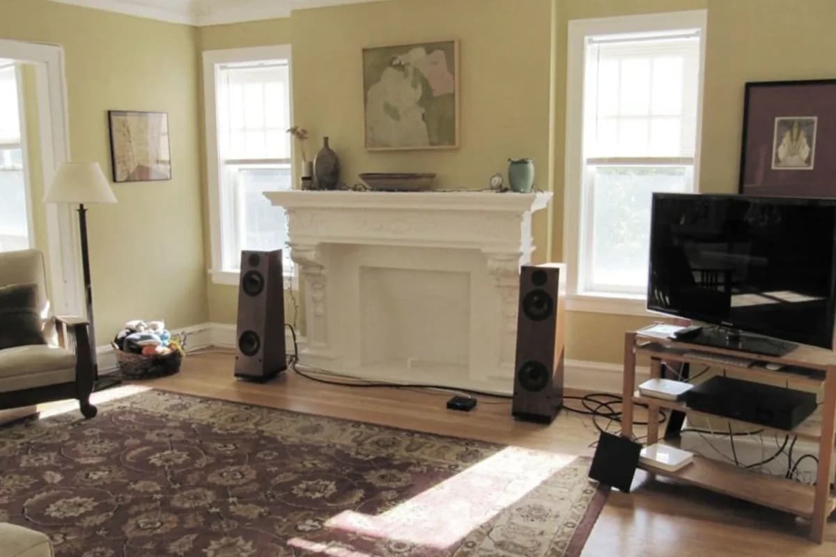 325-31 Kedzie St, Apt 3 — photo 3