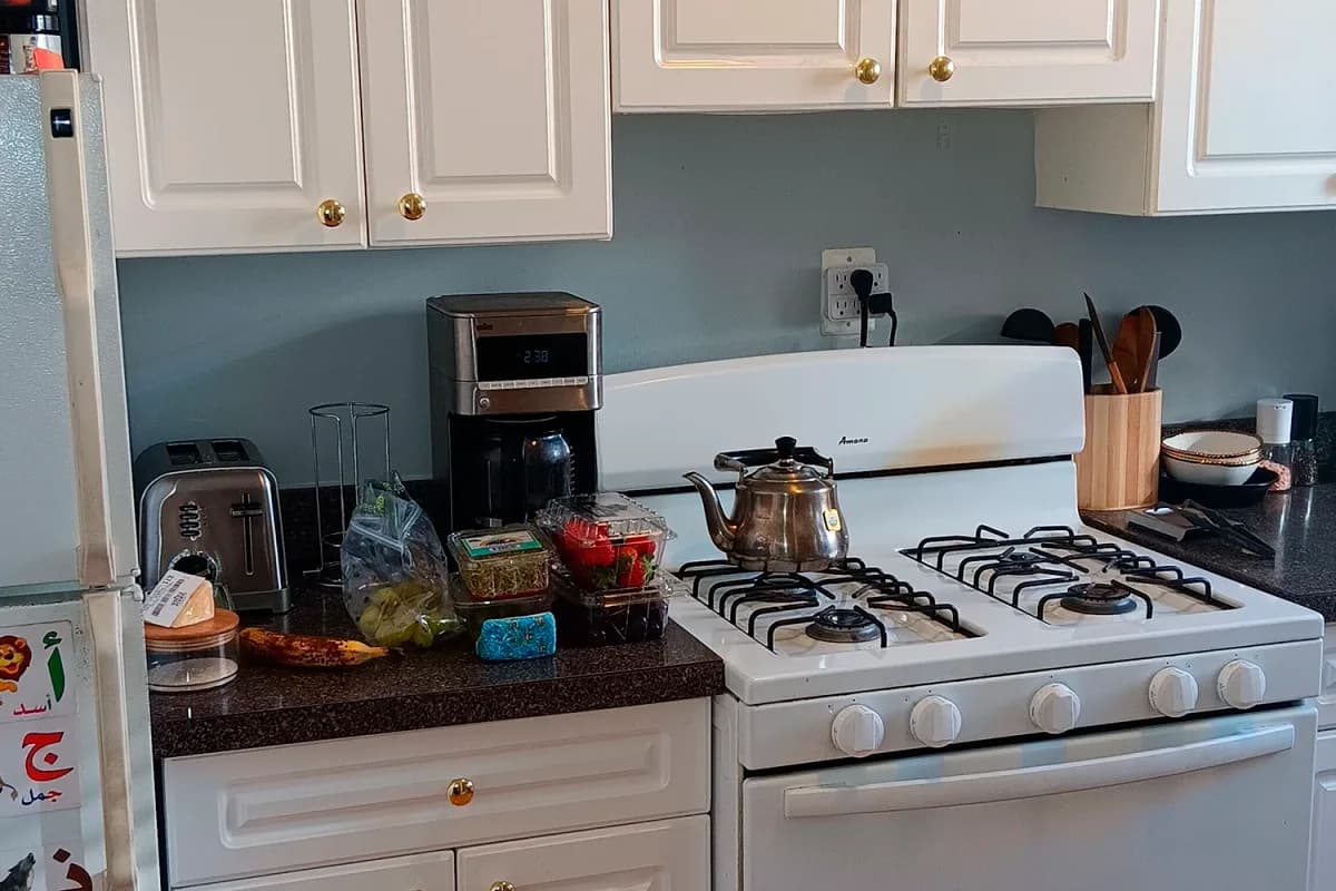 325-31 Kedzie St, Apt 3 — photo 1