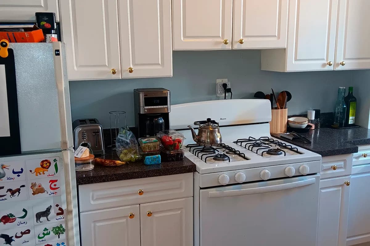 325-31 Kedzie St, Apt 3 — photo 2