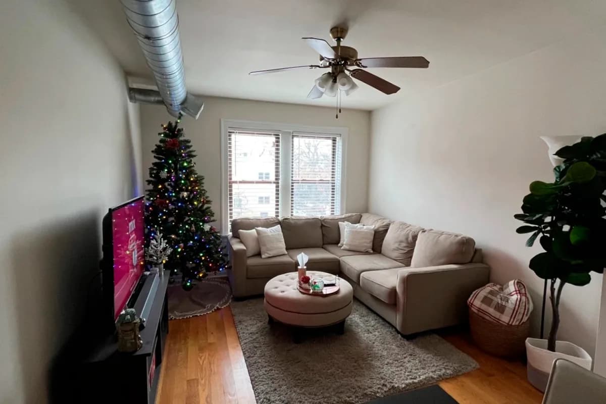 3323 N. Lakewood Ave, Apt 2 — photo 2