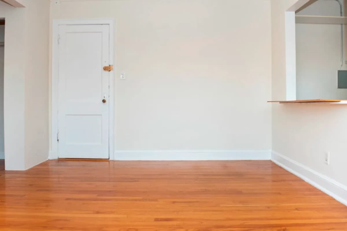 3345-47 N. Marshfield Ave, Apt 204 — photo 3