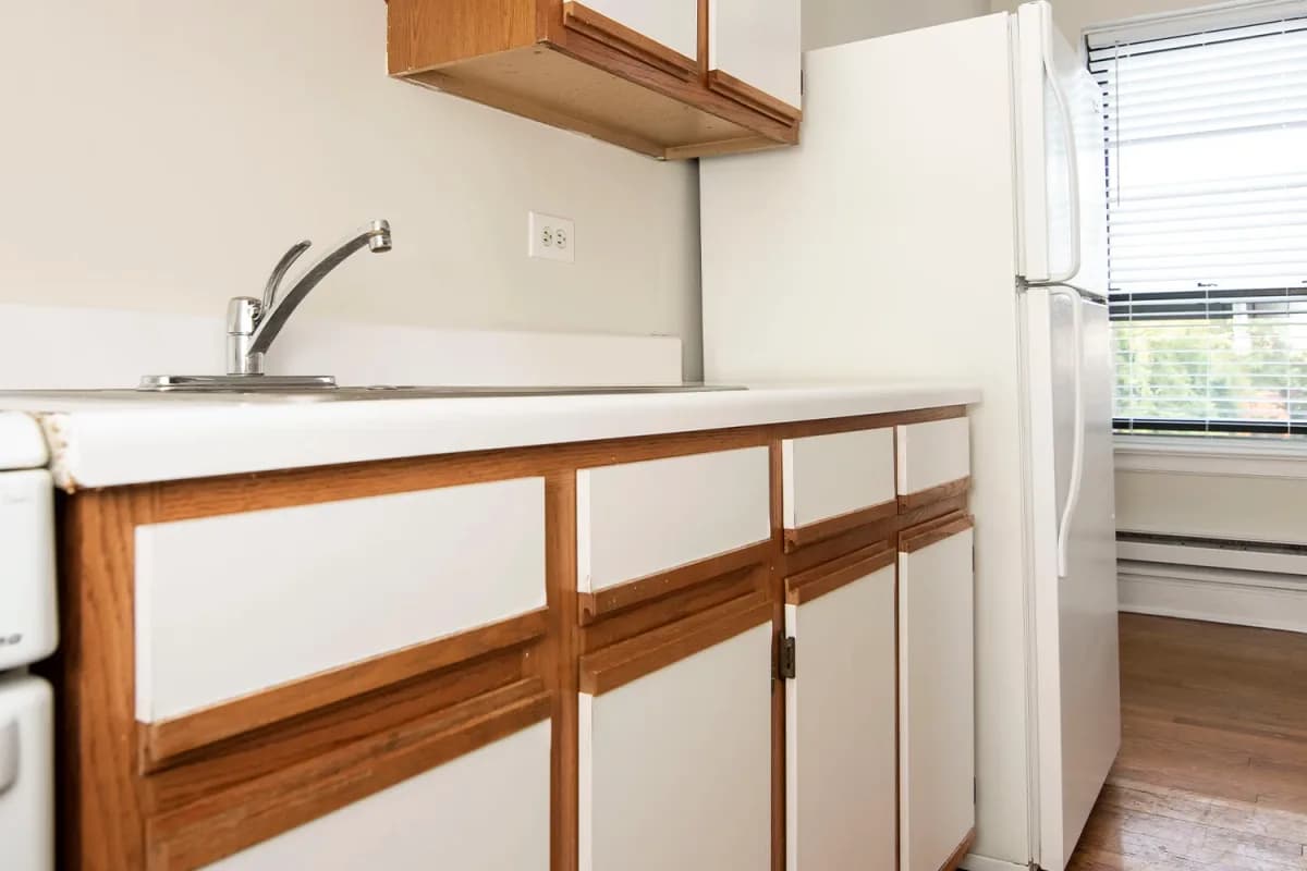 3345-47 N. Marshfield Ave, Apt 304 — photo 3