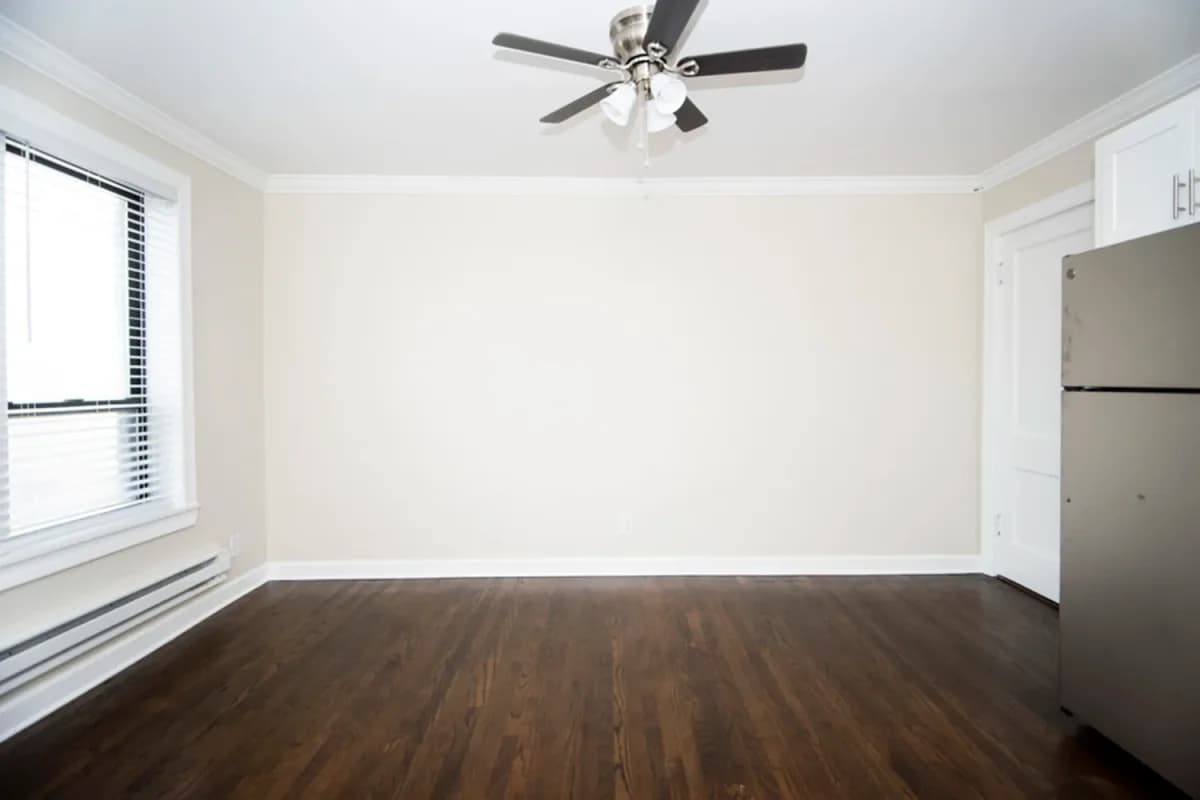 3345-47 N. Marshfield Ave, Apt 402 — photo 4