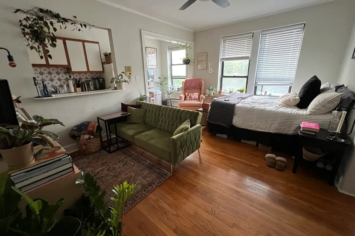 3345-47 N. Marshfield Ave, Apt 404 — photo 2