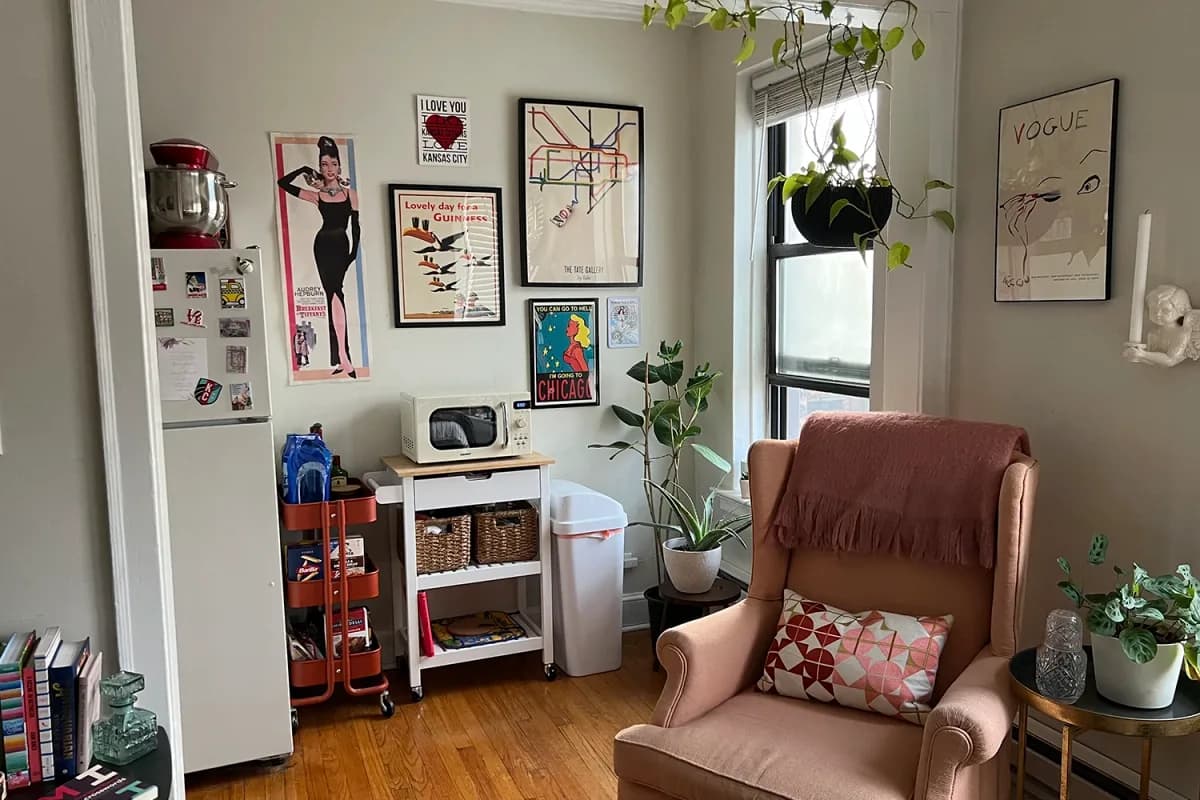 3345-47 N. Marshfield Ave, Apt 404 — photo 3