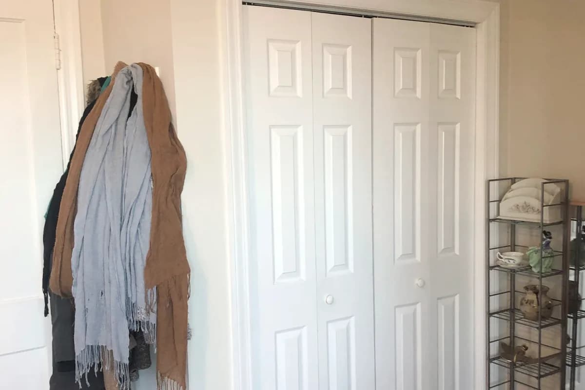 3345-47 N. Marshfield Ave, Apt 405 — photo 5