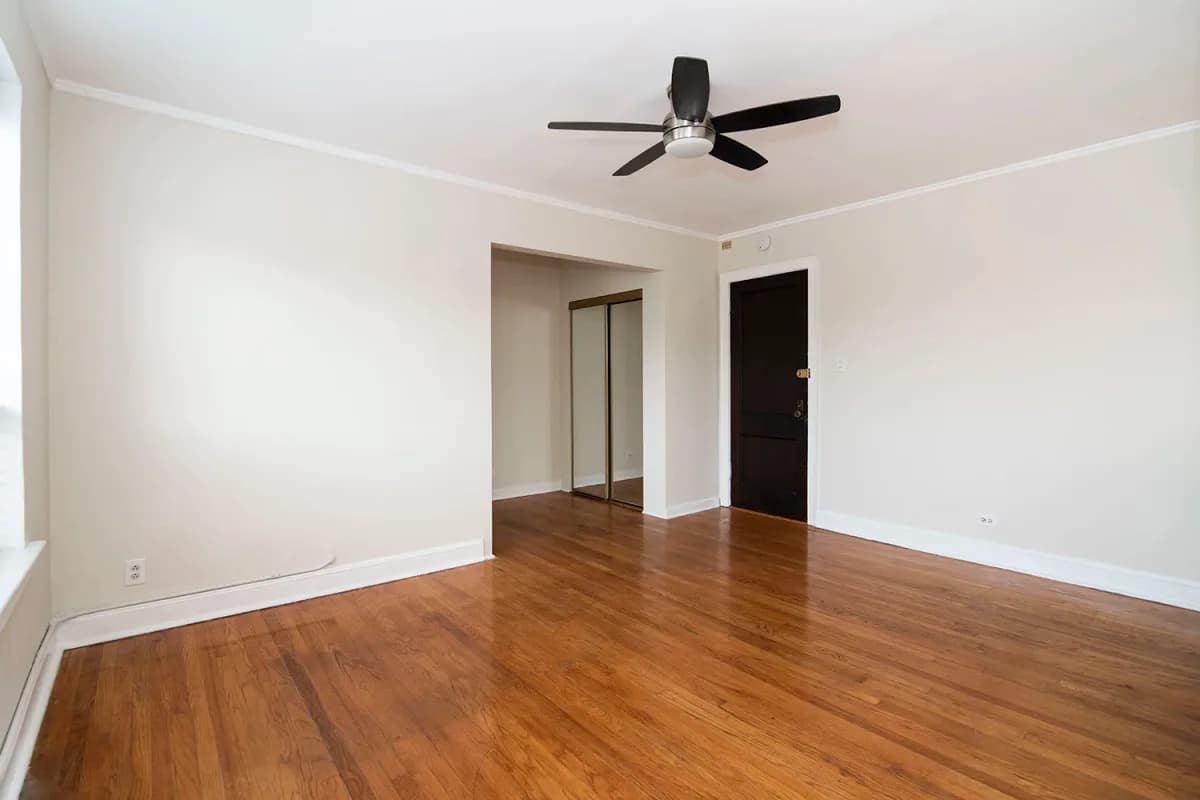 3345-47 N. Marshfield Ave, Apt 409 — photo 5