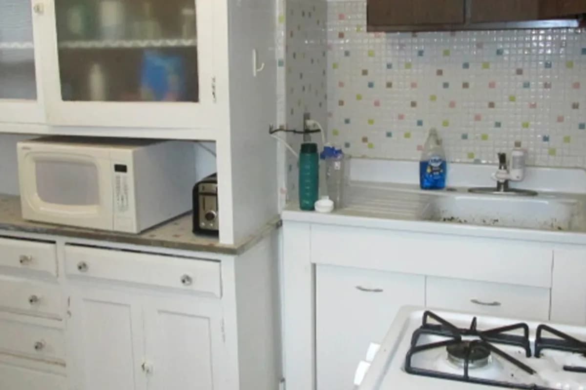 3701 N. Hoyne Ave, Apt 2 — photo 1