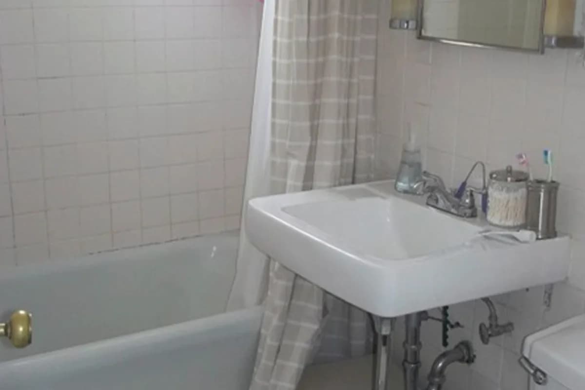 3701 N. Hoyne Ave, Apt 2 — photo 3