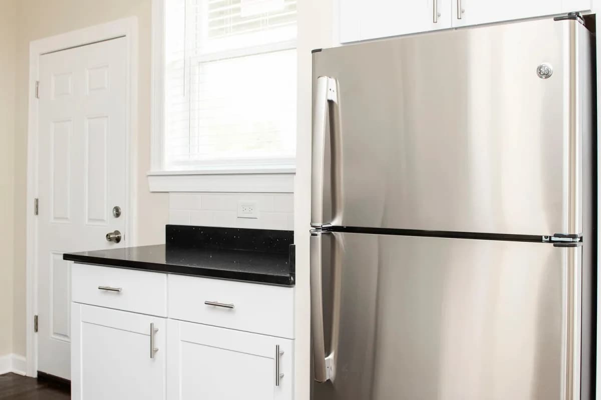3701 N. Hoyne Ave, Apt 3 — photo 4