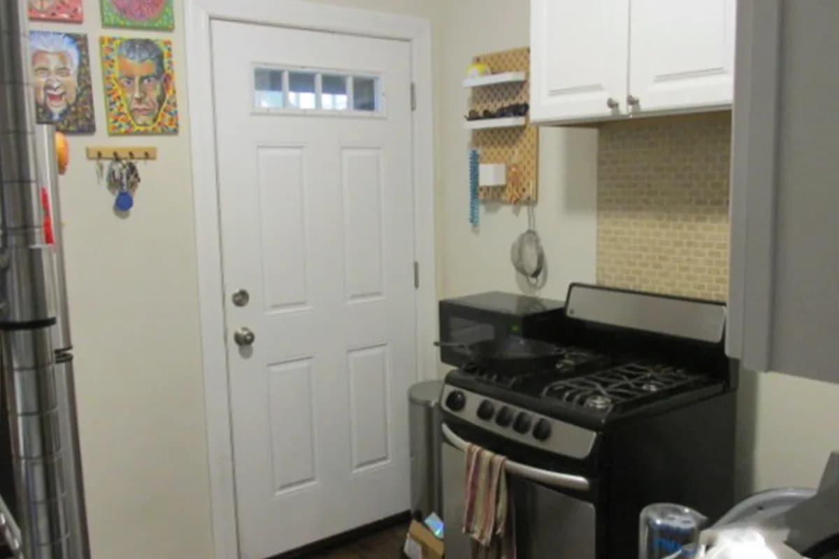 3701 N. Hoyne Ave, Apt 1 — photo 4