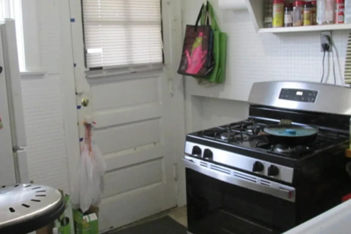 3701 N. Hoyne Ave, Apt 3 — photo 1