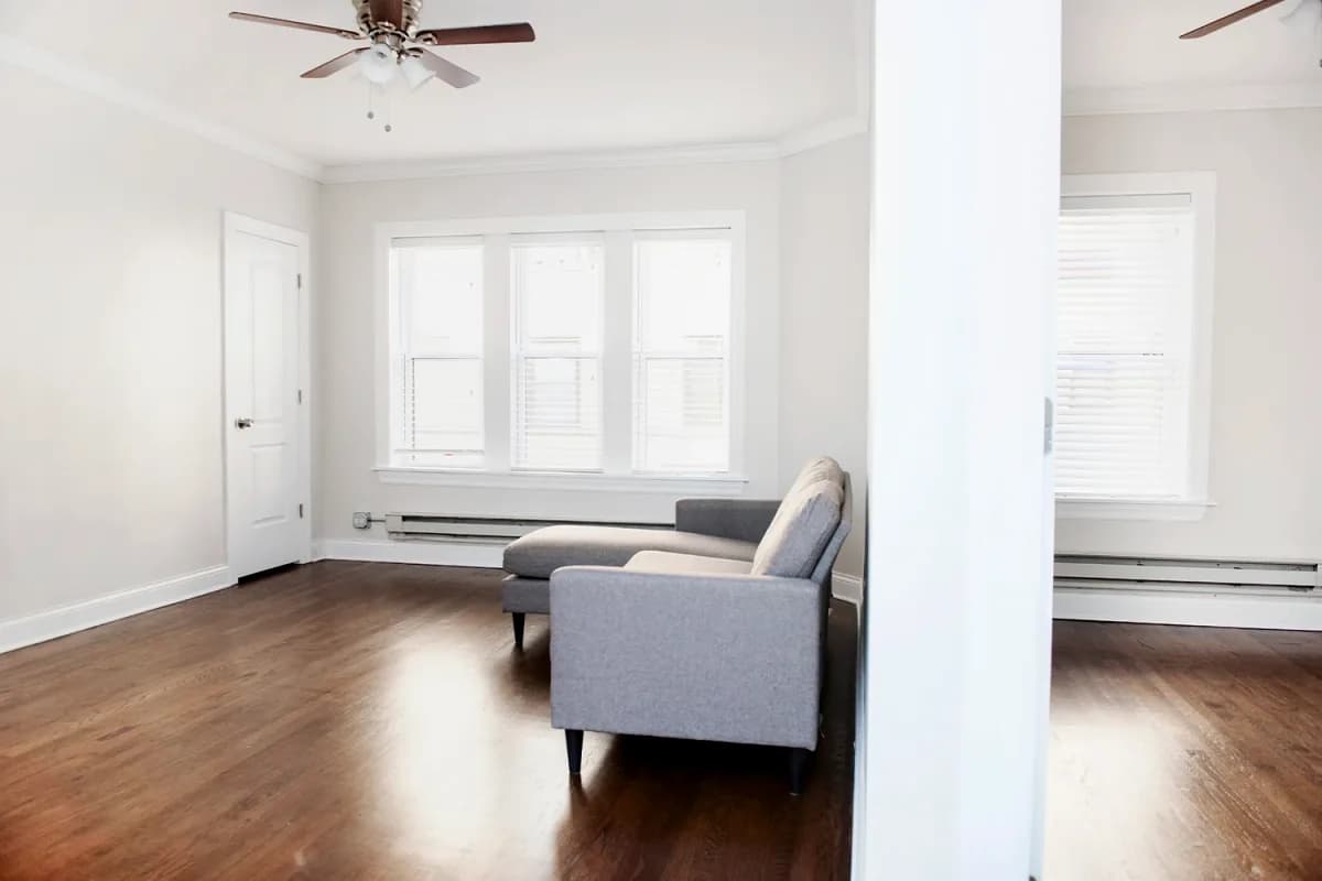 3815-23 N. Greenview Ave, Apt 1e — photo 5
