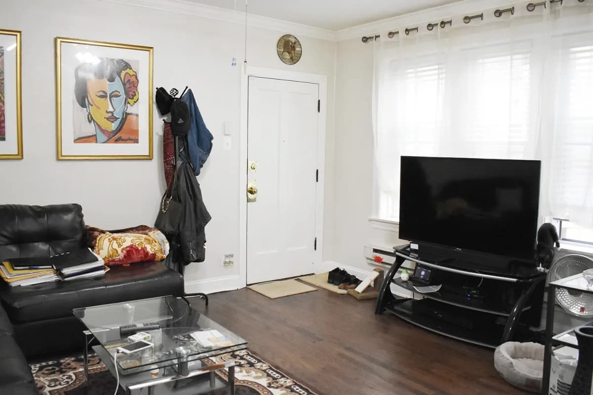 3815-23 N. Greenview Ave, Apt 2e — photo 4